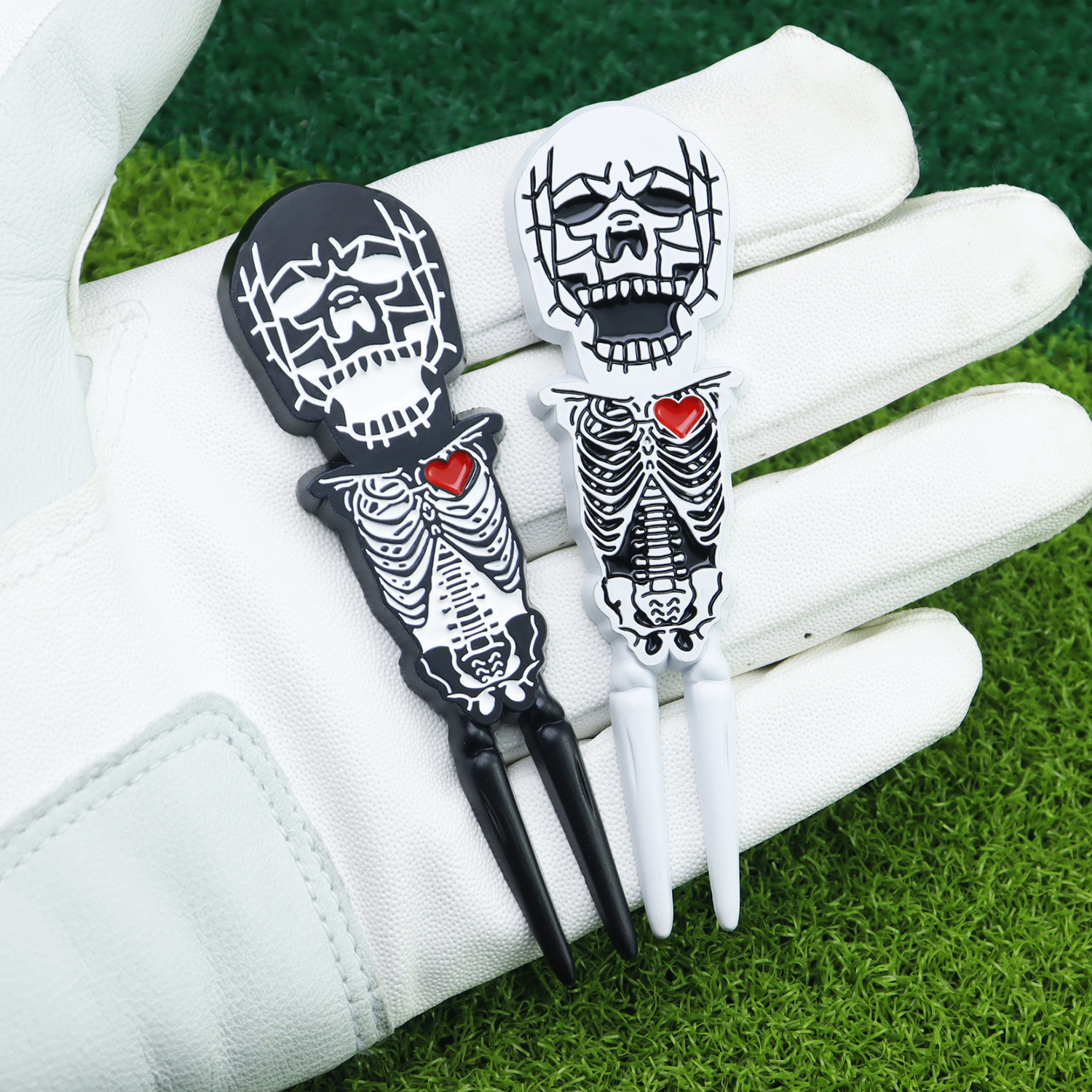 Skull design golf divot repair tool 